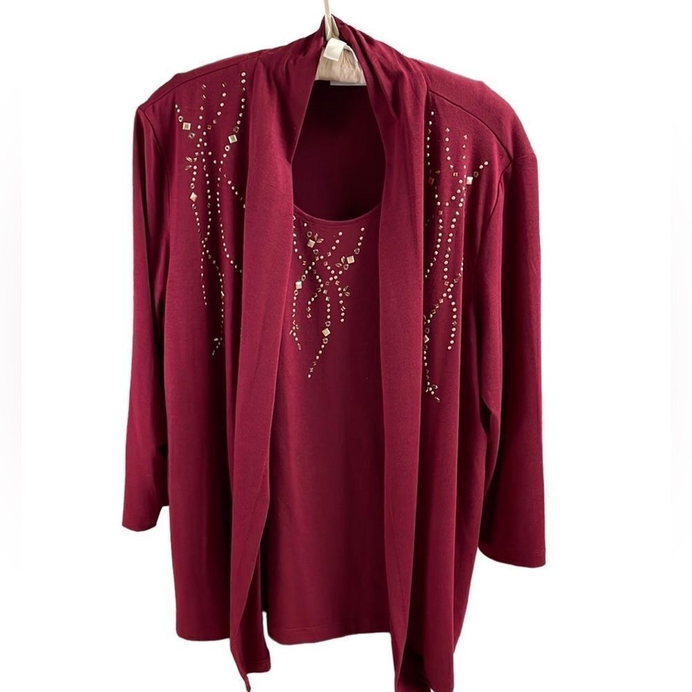 ALFRED DUNNER Ladies Cardigan Blouse Attached Top Embellished SZ Small Burgundy